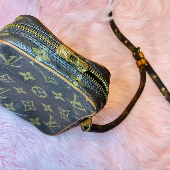 AUTHENTIC Vintage Louis Vuitton Danube crossbody camera bag - Picture 4 of 11